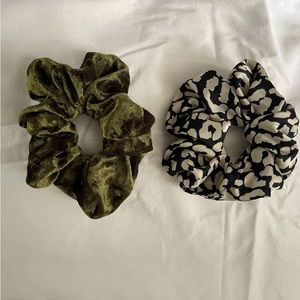 Oversized Scrunchies 2 set - Satin Black & Cream print and Olive Green velvet